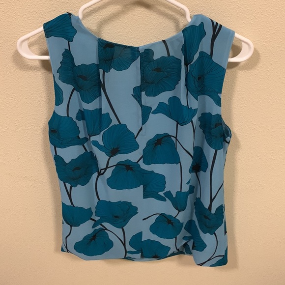 Cabi Poppy Blouse - Picture 2 of 4